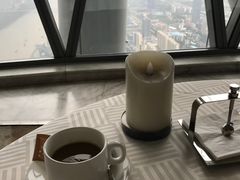 -广州塔卢特斯法国旋转餐厅