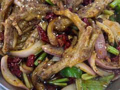 -休记光头香辣蟹干锅店(衣冠庙店)