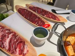 -左庭右院鲜牛肉火锅(金山万达店)