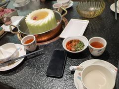 -得意咚瓜·顺德鱼生·冬瓜火锅(深圳首店)