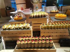 -东华假日酒店自助餐