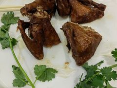红烧乳鸽-权记避风塘(鸿记店)