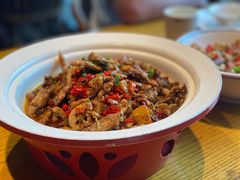 -爱碗亭·鲜炒湖南菜(壹城中心店)