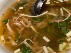 酸辣肚子汤-西安饭庄·非遗陕菜(钟楼店)
