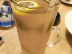 -必胜客(机场路店)