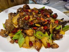 特色干炒鸡-满堂春特色餐馆