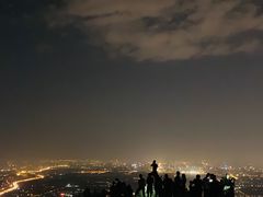 -鬼笑石后山停车场