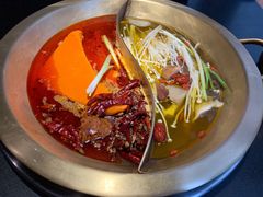 -王婆乔鲜鱼自助火锅(蜀汉路店)