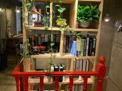 -HIGH FIVE哈福手工汉堡(桂林路店)