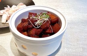 Gourmet Braised Pork Belly