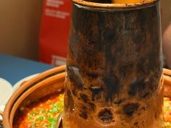 铜锅饵块油焖鸡-一坐一忘云南菜(嘉里中心店)
