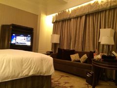 iphone_upload_pic-上海和平饭店 Fairmont Peace Hotel