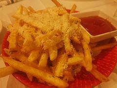 -WOLFGANG PUCK KITCHEN & BAR(迪士尼小镇店)