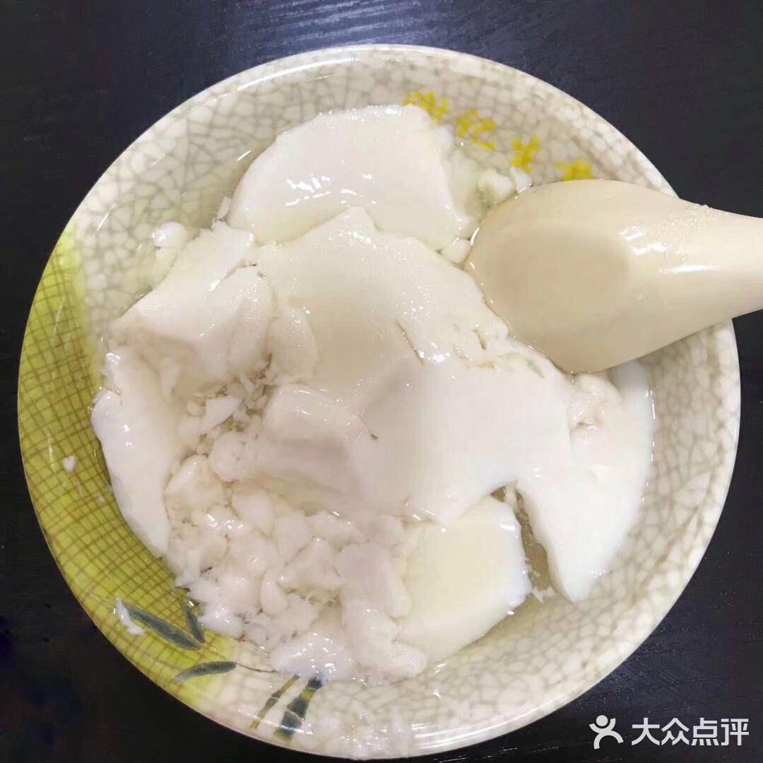 甜豆花甜豆花真的是童年回憶鹹豆花也很好吃像