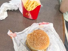 -麦当劳(金山红星美凯龙DT店)