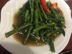 -Dang restaurant (patong phuket)