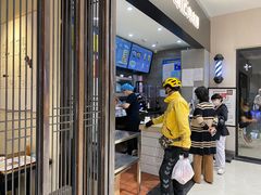 -荀记肉夹馍(三八家乐福店)