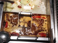 小鸳鸯锅底-野妹火锅(布吉店)