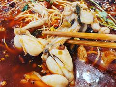 -鸿顺老铁锅美蛙鱼府(解放碑店)