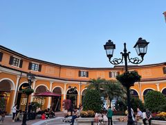 -佛罗伦萨小镇广佛名品奥特莱斯(疏港路店)