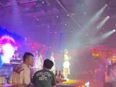 -喜鹊音乐酒馆(西街店)