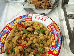 -江城燕子大排档(江汉路步行街店)