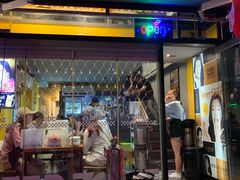 -BHC炸鸡(明洞总店)