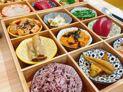 -轻蔬不用等·素食(江苏路店)