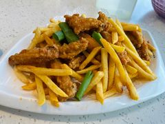 薯条鸡翅-巧克力渔家.小船海鲜胶东菜(万平口店)