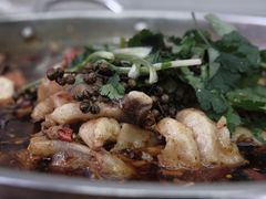 -一品红烧鸭特色川菜(三岔湖店)