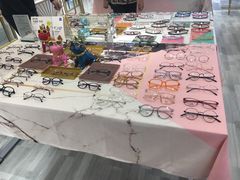 -肆兮眼镜·蔡司·徕卡战略合作店(大坪店)