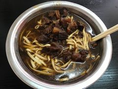 牛腩宽汤面-丽华早点(大成路店)