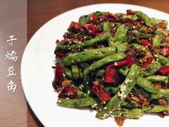 -梧桐树下(云锦世家店)