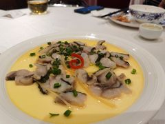 -景月阁空中食府(希尔顿酒店)