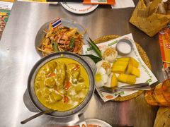 -小小集渔·泰式大排档(太古里香槟店)