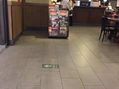 -星巴克臻选(盐城金鹰聚龙湖店)