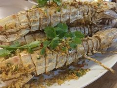 -拉威海鲜市场