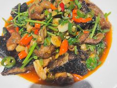 臭豆腐烧肥肠-八斗鸡·湘土菜(国贸店)
