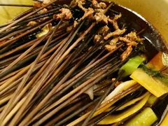 -拈签一笑黄牛肉辣卤串串