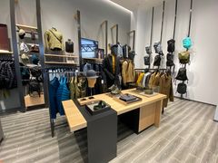-ARC'TERYX始祖鸟(奕欧莱奥特莱斯店)
