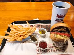 -The Habit Burger Grill 哈比特汉堡(复兴soho店)