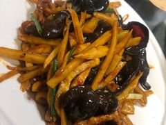 -鑫小城故事·藕汤·家常菜(台北一路总店)