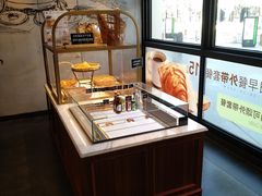 面包甜点陈列柜-必胜客(龙茗店)