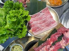 -哈哈碳都·牛肋条无限自助烤肉(宝龙店)