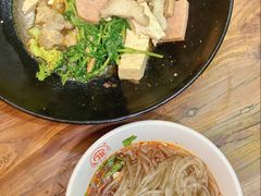 -万记麻辣烫国展总店