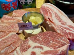 -唯成•韩国炭火烤肉 유성고기