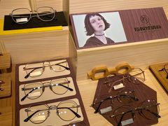 -Trend1881视光·蔡司视觉(领展广场店)