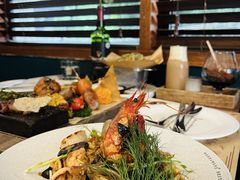 -Mark&Mars Restaurant