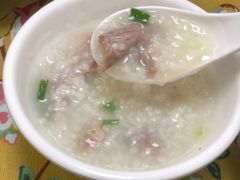 咸鱼瘦肉粥-芳姨广东砂锅粥(张庄路店)