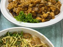 -六和聚传统烤鸭.天津菜(和平店)